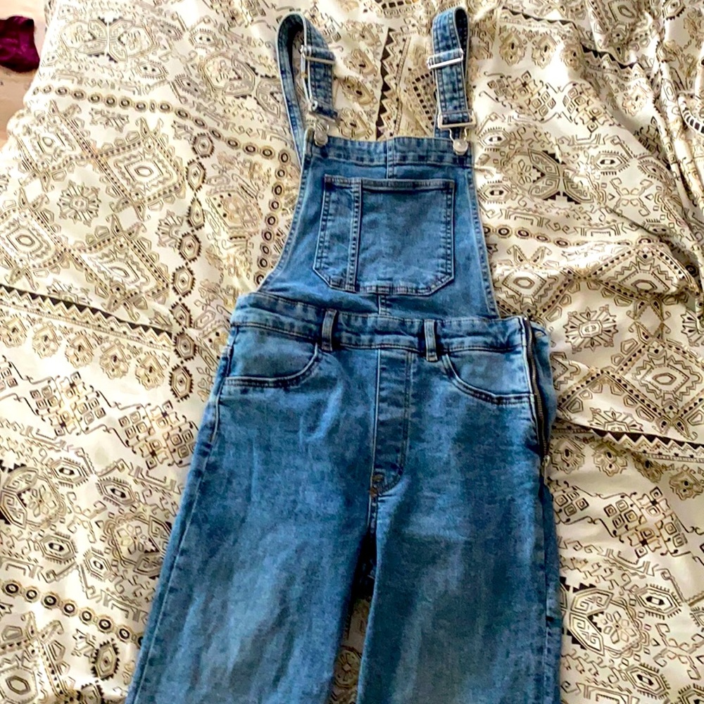 DIVIDED size 4 Jean Overalls
